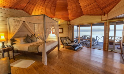 Jacuzzi Water Villa